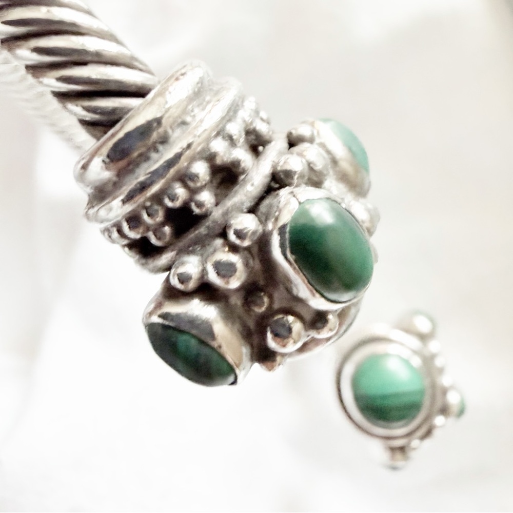 Solid Sterling Silver Twisted Cable Cuff Bracelet w/Eight Malachite Stones - Picture 13 of 14